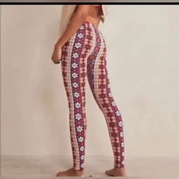 Free People Intimately Free Away With Me Winter Sweater Leggings Size Small NEW - Picture 3 of 7